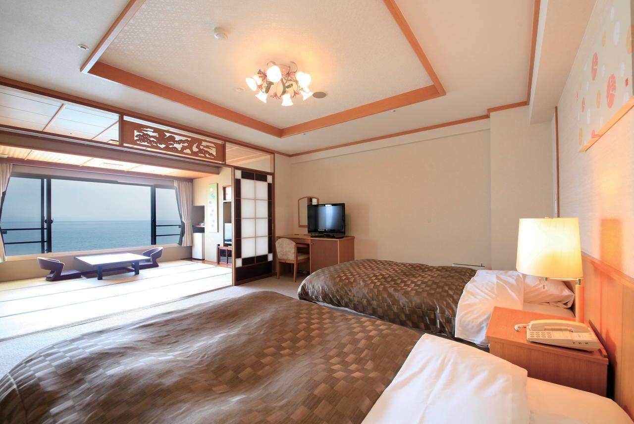Heiseikan Shiosaitei Hanatsuki 傳統日式旅館 5*
